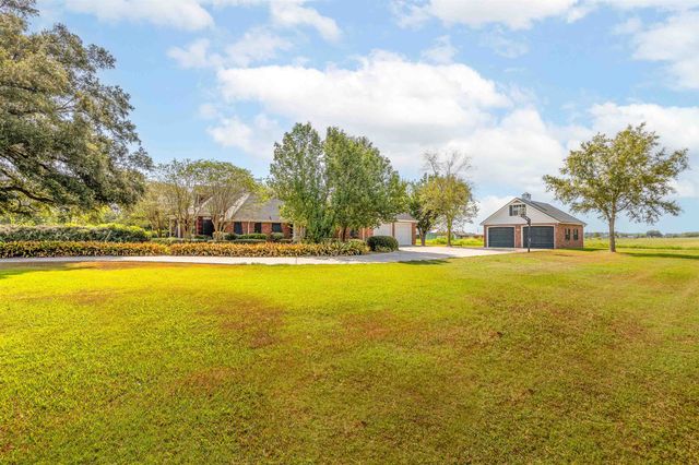 3590 Highway 1, Raceland, LA 70394