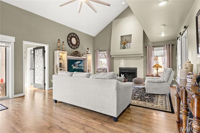 475 Woodland Point, Linn Creek, MO 65052