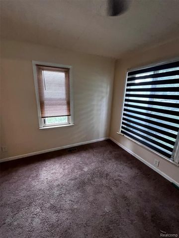 1909 S Christine, Westland, MI 48186