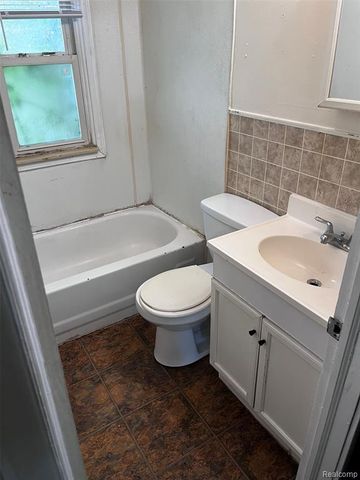 1909 S Christine, Westland, MI 48186