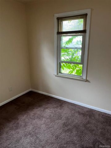 1909 S Christine, Westland, MI 48186