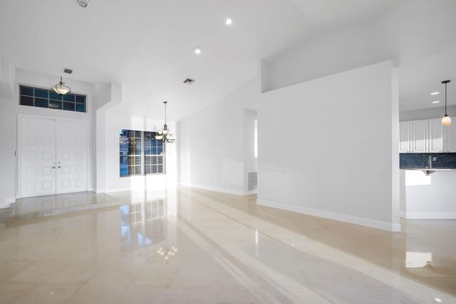 5057 COUNTRYBROOK Drive, Cooper City, FL 33330