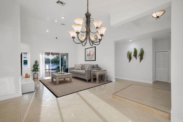 5057 COUNTRYBROOK Drive, Cooper City, FL 33330
