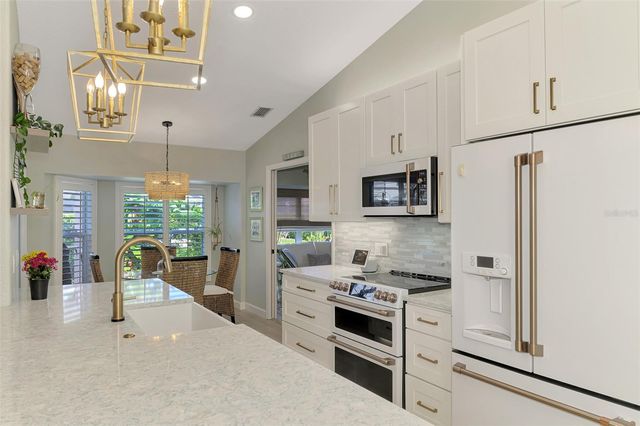 5832 CLEVELAND ROAD, Venice, FL 34293