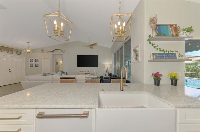 5832 CLEVELAND ROAD, Venice, FL 34293