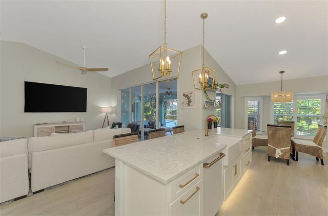 5832 CLEVELAND ROAD, Venice, FL 34293