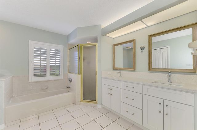 5832 CLEVELAND ROAD, Venice, FL 34293