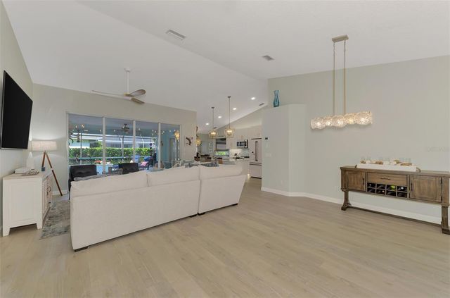 5832 CLEVELAND ROAD, Venice, FL 34293