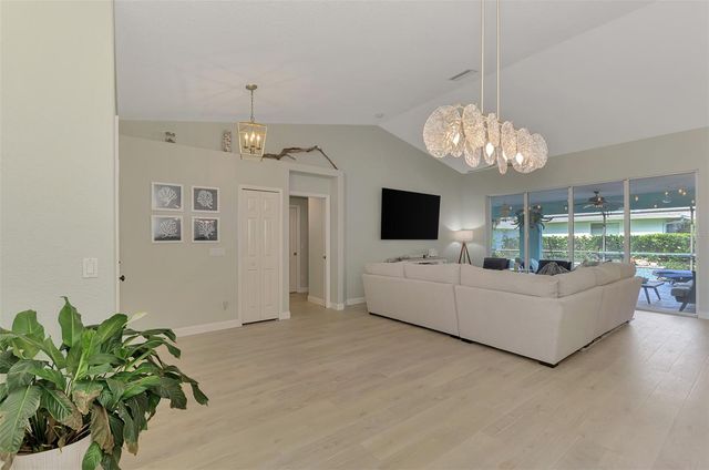 5832 CLEVELAND ROAD, Venice, FL 34293