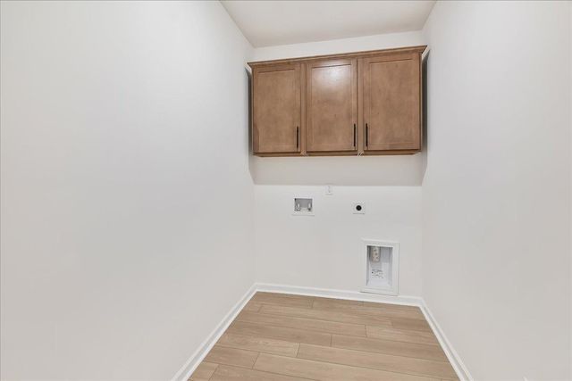 2057 Halton Oaks Drive, Spartanburg, SC 29303