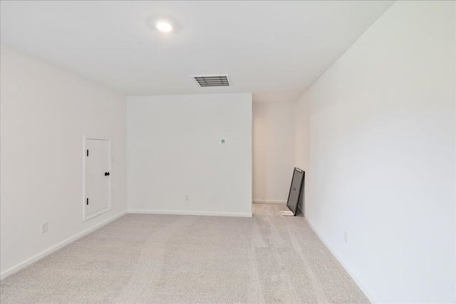 2057 Halton Oaks Drive, Spartanburg, SC 29303