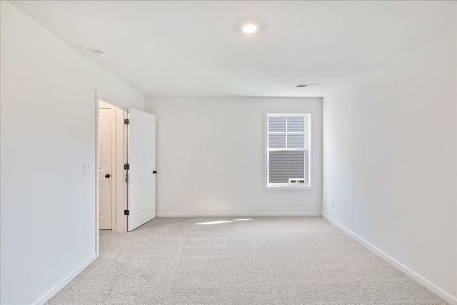 2057 Halton Oaks Drive, Spartanburg, SC 29303