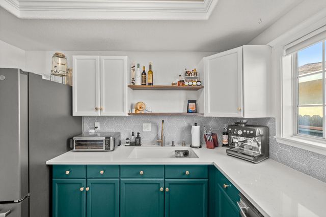 239 Fig St, Roseville, CA 95678