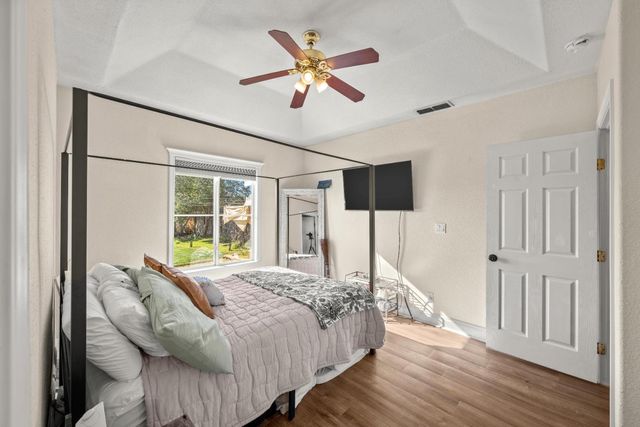 239 Fig St, Roseville, CA 95678