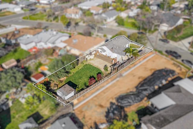 239 Fig St, Roseville, CA 95678