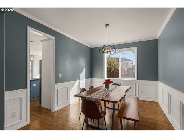 5476 Nw MEADOWLANDS Ter, Portland, OR 97229