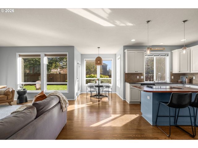 5476 Nw MEADOWLANDS Ter, Portland, OR 97229