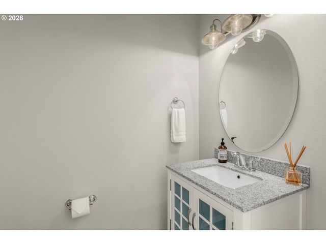 5476 Nw MEADOWLANDS Ter, Portland, OR 97229