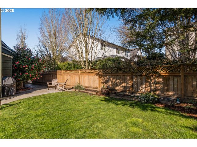 5476 Nw MEADOWLANDS Ter, Portland, OR 97229