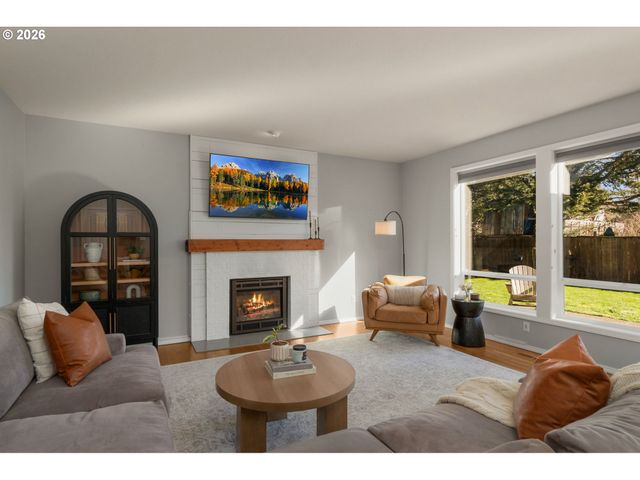 5476 Nw MEADOWLANDS Ter, Portland, OR 97229