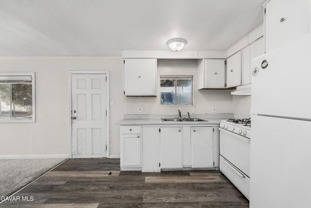 2013 Windharp Drive 28, Rosamond, CA 93560