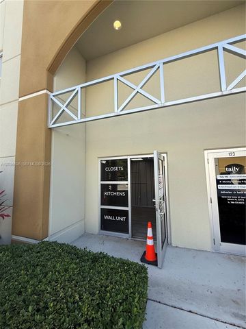 11231 NW 20th Street 122, Sweetwater, FL 33172