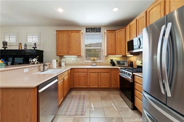 1142 Wisteria, Beaumont, CA 92223