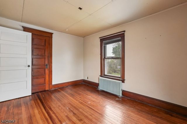 164 E High St, Somerville Boro, NJ 08876