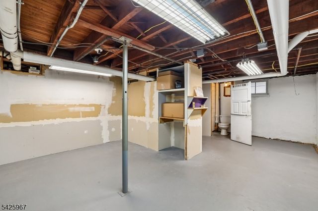 164 E High St, Somerville Boro, NJ 08876