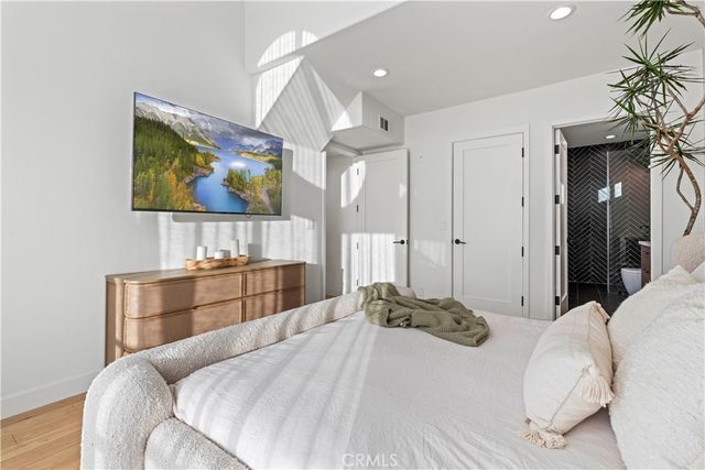 4230 Colfax 301, Studio City, CA 91604