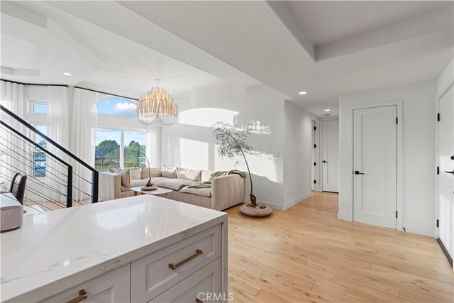 4230 Colfax 301, Studio City, CA 91604