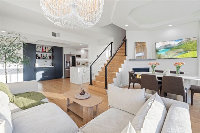 4230 Colfax 301, Studio City, CA 91604