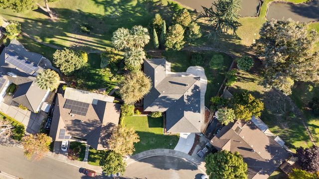 5323 Virtue Arc Dr, Stockton, CA 95207