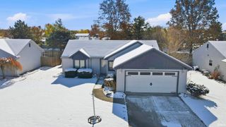 8308 Chapel Bend Drive, Fort Wayne, IN 46835