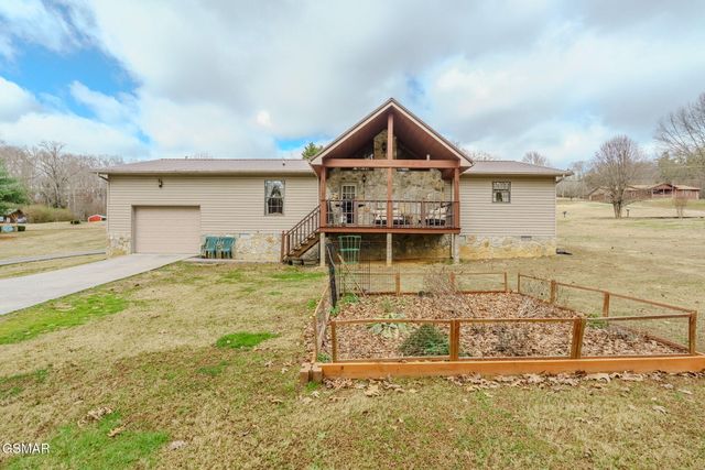 224 Lenz Drive, Kodak, TN 37764