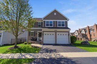 2699 Regency Court E, St. Charles, IL 60175