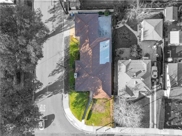 4693 Central, Riverside, CA 92506