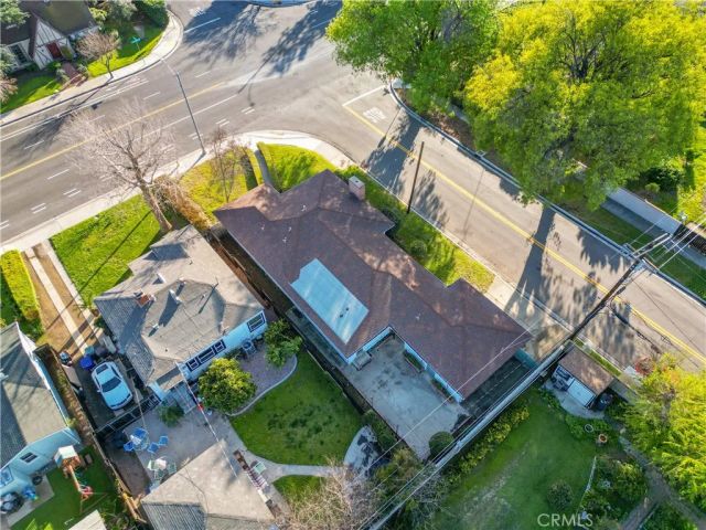 4693 Central, Riverside, CA 92506