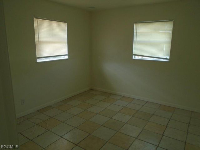 5522 2nd AVE, Fort Myers, FL 33907