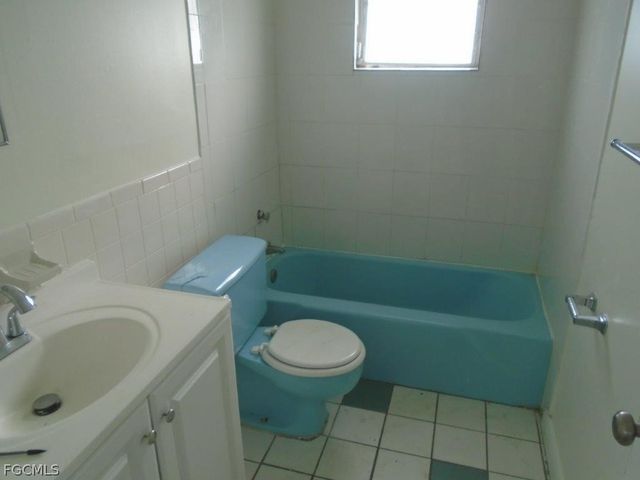 5522 2nd AVE, Fort Myers, FL 33907