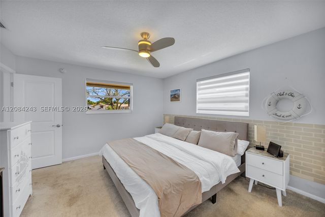 6121 SW 16th St, Plantation, FL 33317
