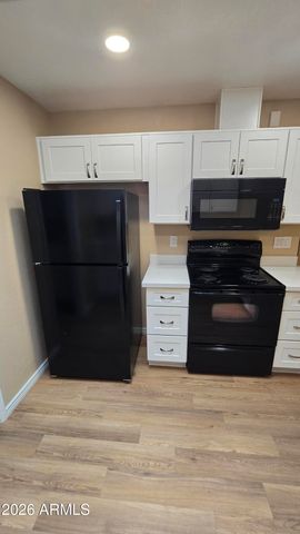 5128 W SURREY Avenue, Glendale, AZ 85304