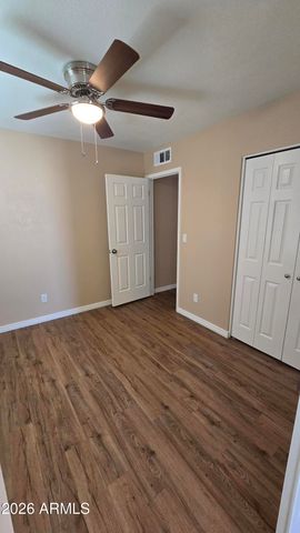 5128 W SURREY Avenue, Glendale, AZ 85304