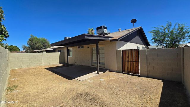 5128 W SURREY Avenue, Glendale, AZ 85304
