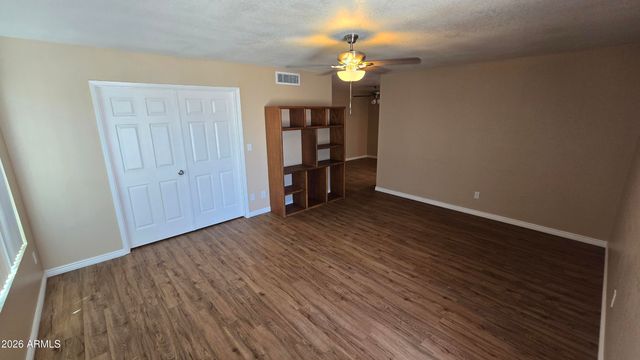 5128 W SURREY Avenue, Glendale, AZ 85304