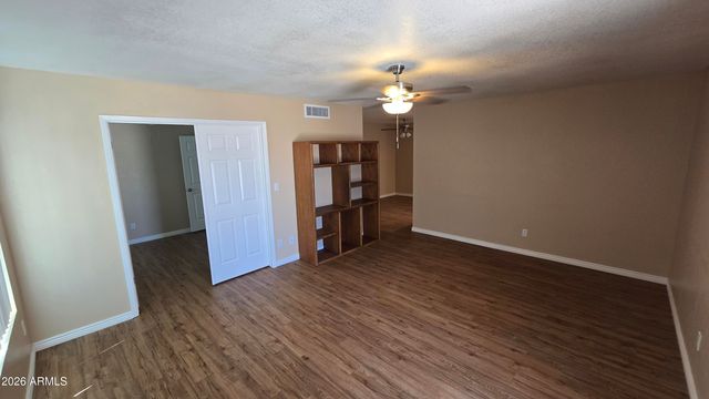 5128 W SURREY Avenue, Glendale, AZ 85304