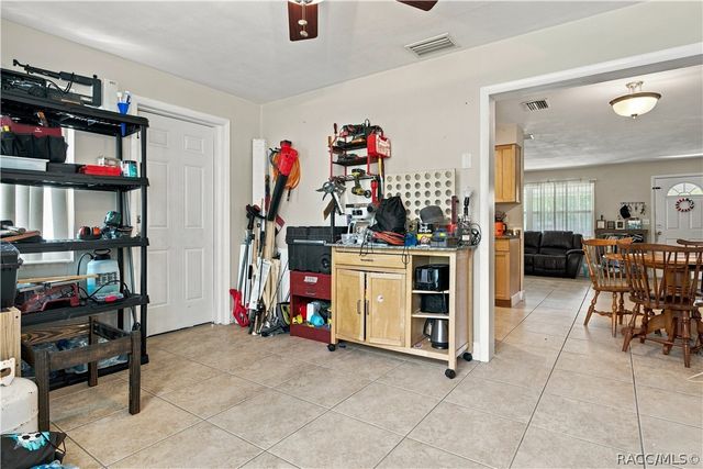 56 S Lincoln Avenue, Beverly Hills, FL 34465