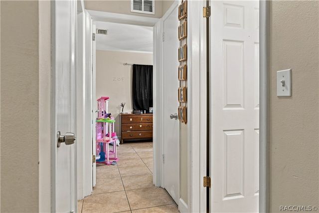56 S Lincoln Avenue, Beverly Hills, FL 34465
