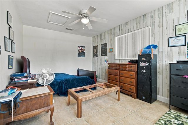 56 S Lincoln Avenue, Beverly Hills, FL 34465