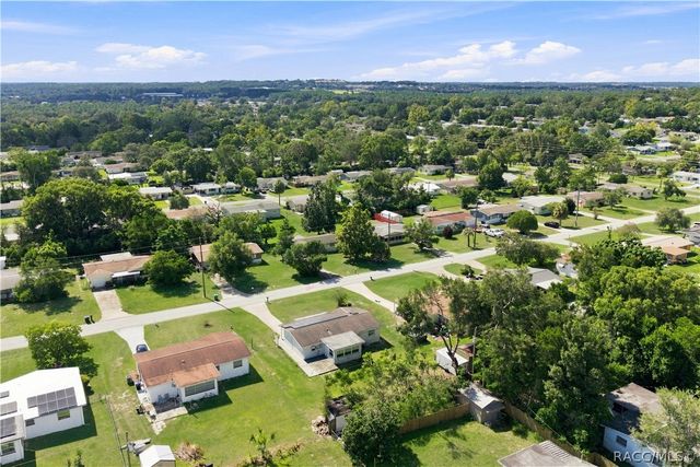 56 S Lincoln Avenue, Beverly Hills, FL 34465